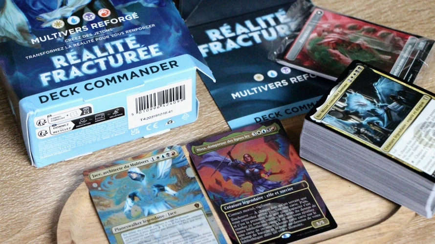 magic-realite-fracturee-deck-commander-contenu