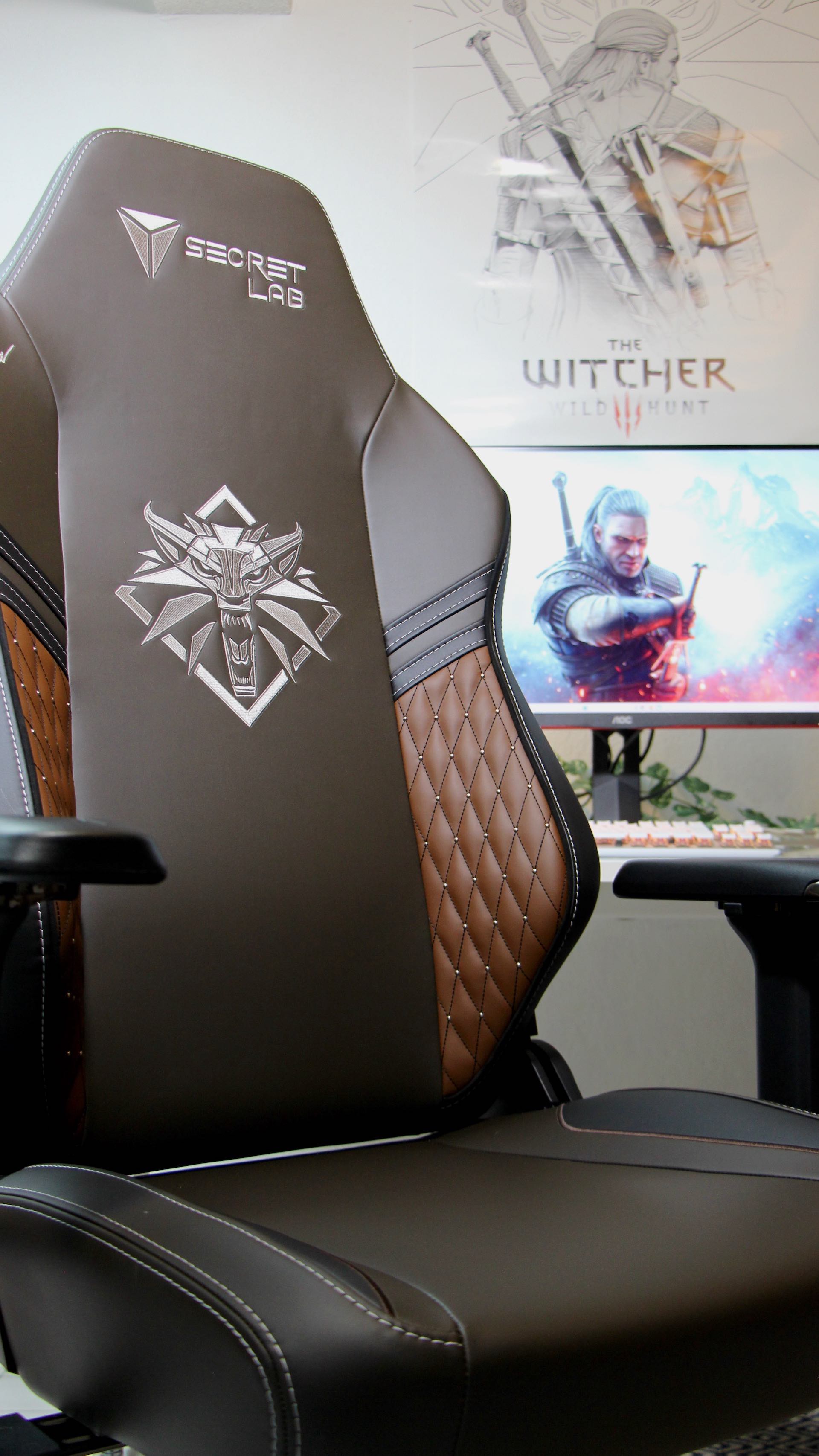 siege-gaming-secretlab-the-witcher-vue-ensemble