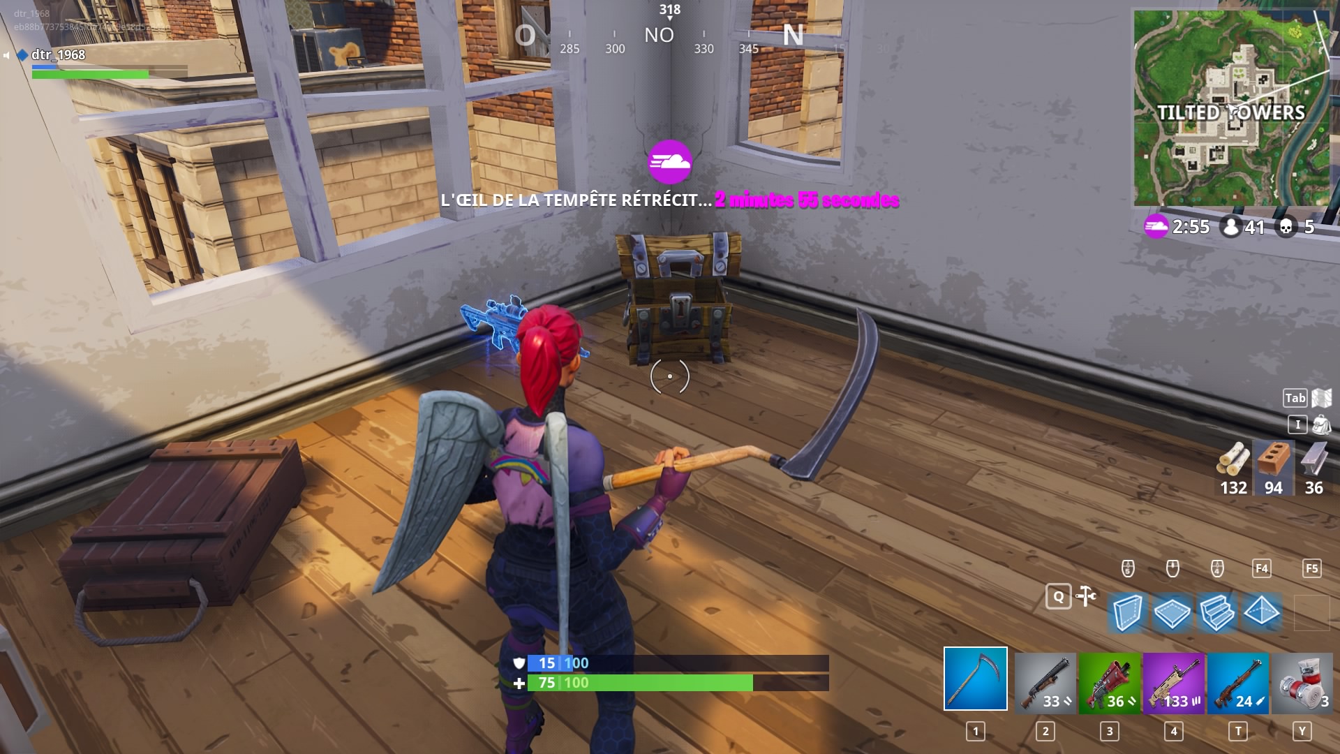 Tilted 3 &eacute;tage haut