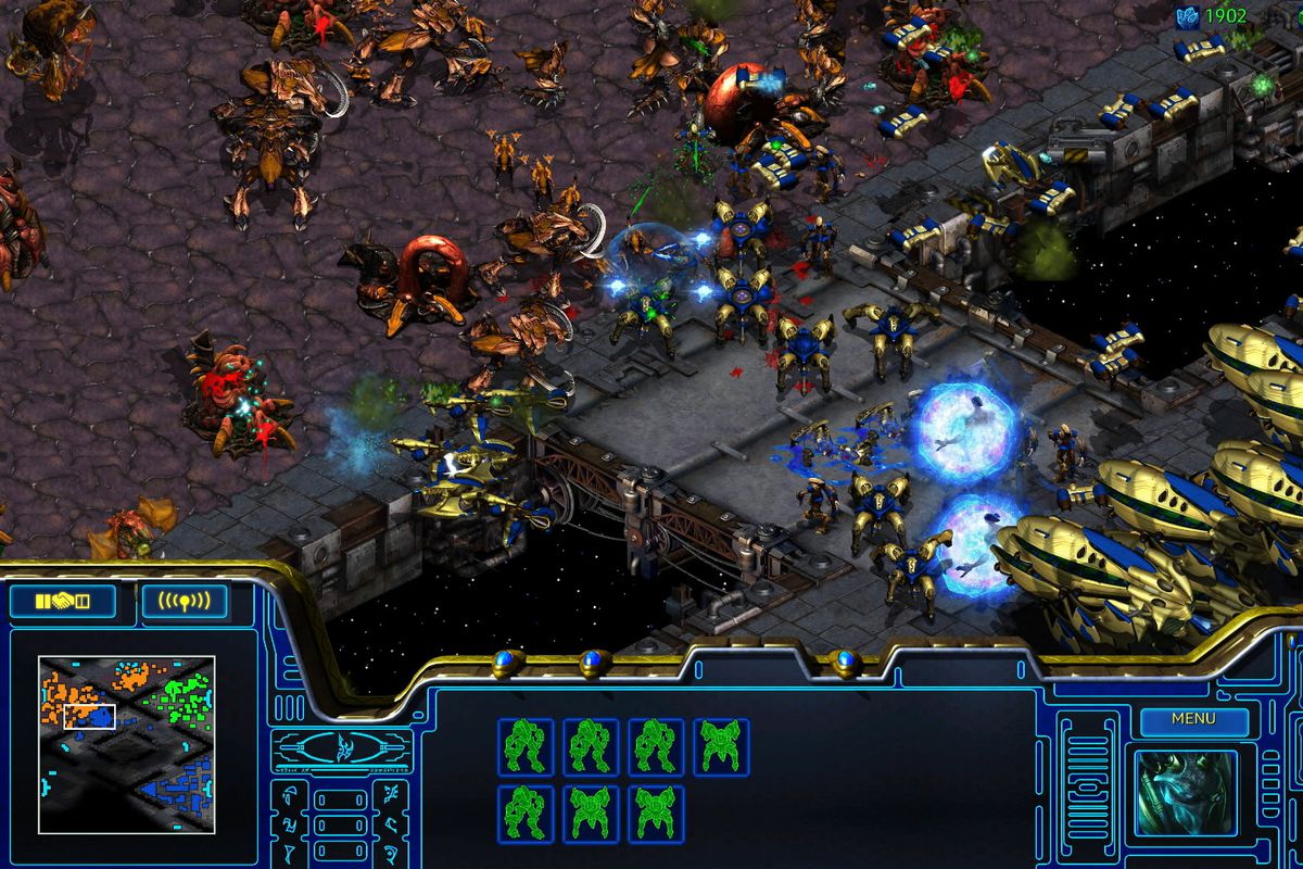 Game2_Space_ProtossRush_SpectatorPerspective_01.0