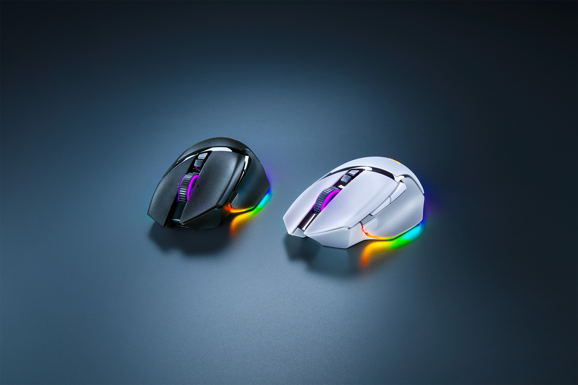 Basilisk V3 Pro 35K Black And White