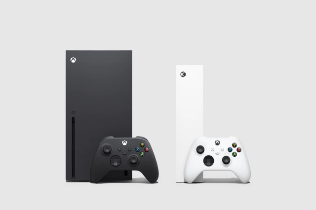 Still-Image_Console-Family_3_Front-Facing_Consoles-Controllers