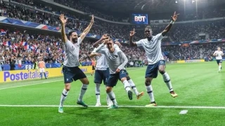 L'entraîneur de Southampton affirme que les jeux vidéo, notamment Fortnite et FIFA, sont addictifs, au même titre que l'alcool et les drogues