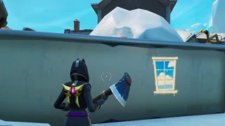 Fouiller des coffres dans des containers avec des fenêtres, Défi Prestige Plomb et Peinture, Saison 10
