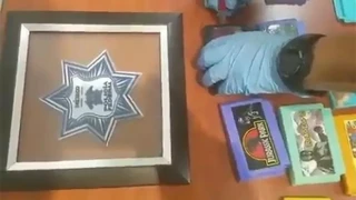 Des dizaines d'araignées vivantes cachées dans des cartouches de Famicom !