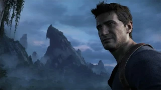 L'acteur Nathan Fillon tease le film sur Uncharted !