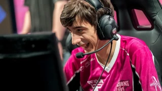 LoL : Samux, le carry AD des Unicorns of Love rejoint Movistar Riders