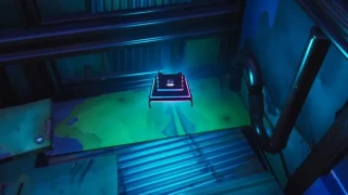Fortnite : Défi Décryptage, puce 21 : Chercher dans un bâtiment-lama de metal