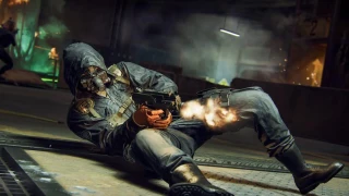Warzone : Comment équiper deux armes principales ?