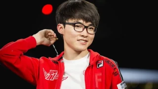 Faker, un dieu sur Twitch !