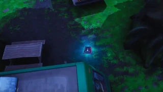 Fortnite : Défi Décryptage, puce 14 : Chercher sur une aire de camping-cars