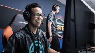 Steel chez Liquid pour clore la valse des transferts au Brésil