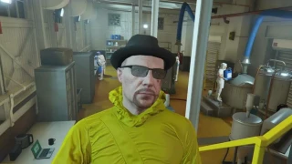 Un sachet de meth caché dans un GTA 5 d'occasion...