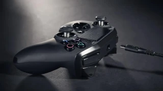 Test de la Revolution Pro Controller 2 de Nacon pour PlayStation 4 