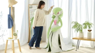 Pokémon propose des peluches à taille réelle pour l'année du Serpent
