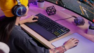 Le clavier ultime pour les streamers débarque enfin avec le Corsair Galleon 100 SD