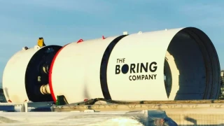 Elon Musk utilise une manette de Xbox One pour contrôler sa Boring Machine 