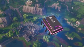 Fortnite : Défi Décryptage, puce 04 : Traverser en chute libre les anneaux au-dessus de Loot Lake avec la traînée de condensation Plasma
