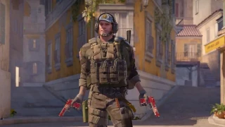 CS2 : Est-il possible de jouer avec l'arme à gauche ?