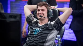 Clutch Gaming aurait acquis Febiven et Solo pour leur cinq de départ