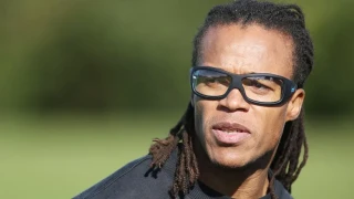 Riot devra indemniser l'ancien footballeur professionnel Edgar Davids à cause d'un skin 