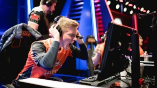 Echo Fox recrute un nouveau midlaner, Froggen sur la sellette ?
