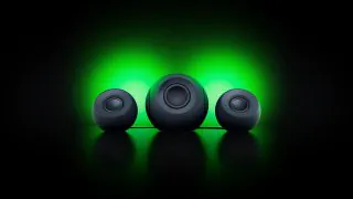 Razer Mako et Mako X : Deux enceintes compactes pour les bureaux gaming