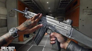 Black Ops 6/Warzone : La Feng 82, comment débloquer cette mitrailleuse ?