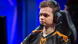 Après avoir changé de midlaner, H2K aurait recruté un nouveau jungler ! 