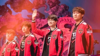 Et à la fin c'est toujours SKT T1 qui gagne ! 