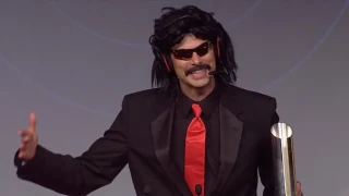 En larmes, le célèbre streamer Dr Disrespect confesse en live son infidélité et décide de faire une pause