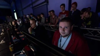 ROCCAT recrute ENCORE