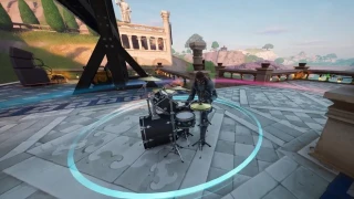 Faire une impro musicale sur la scène de Restored Reels et sur la piste de danse de la Siesterie, défi Fortnite saison 2