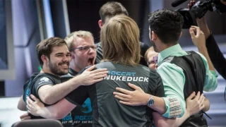La Team Roccat League of Legends sans joueurs 