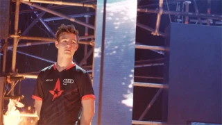 Dev1ce forfait pour les BLAST Pro Series et la fin de saison des ECS