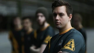 GODSENT se sépare de znajder et dennis