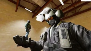 R6 : Les joueurs insultant dans le chat textuel sur PC seront bannis