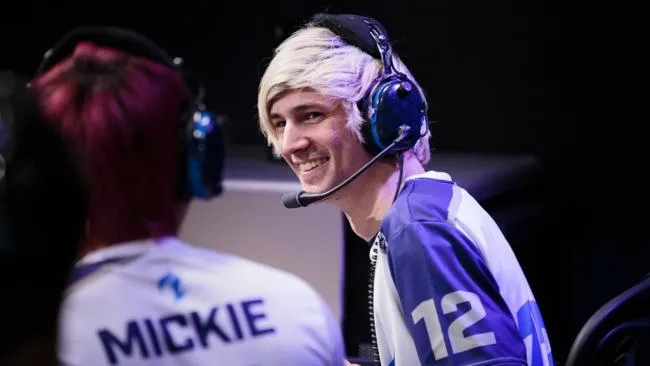 xQc revient en force et mène les Dallas Fuel à la victoire face aux Gladiators !