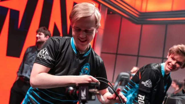 LoL : Rogue annonce le départ de Sencux 