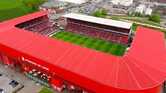 Le Standard de Liège recrute un joueur FIFA 